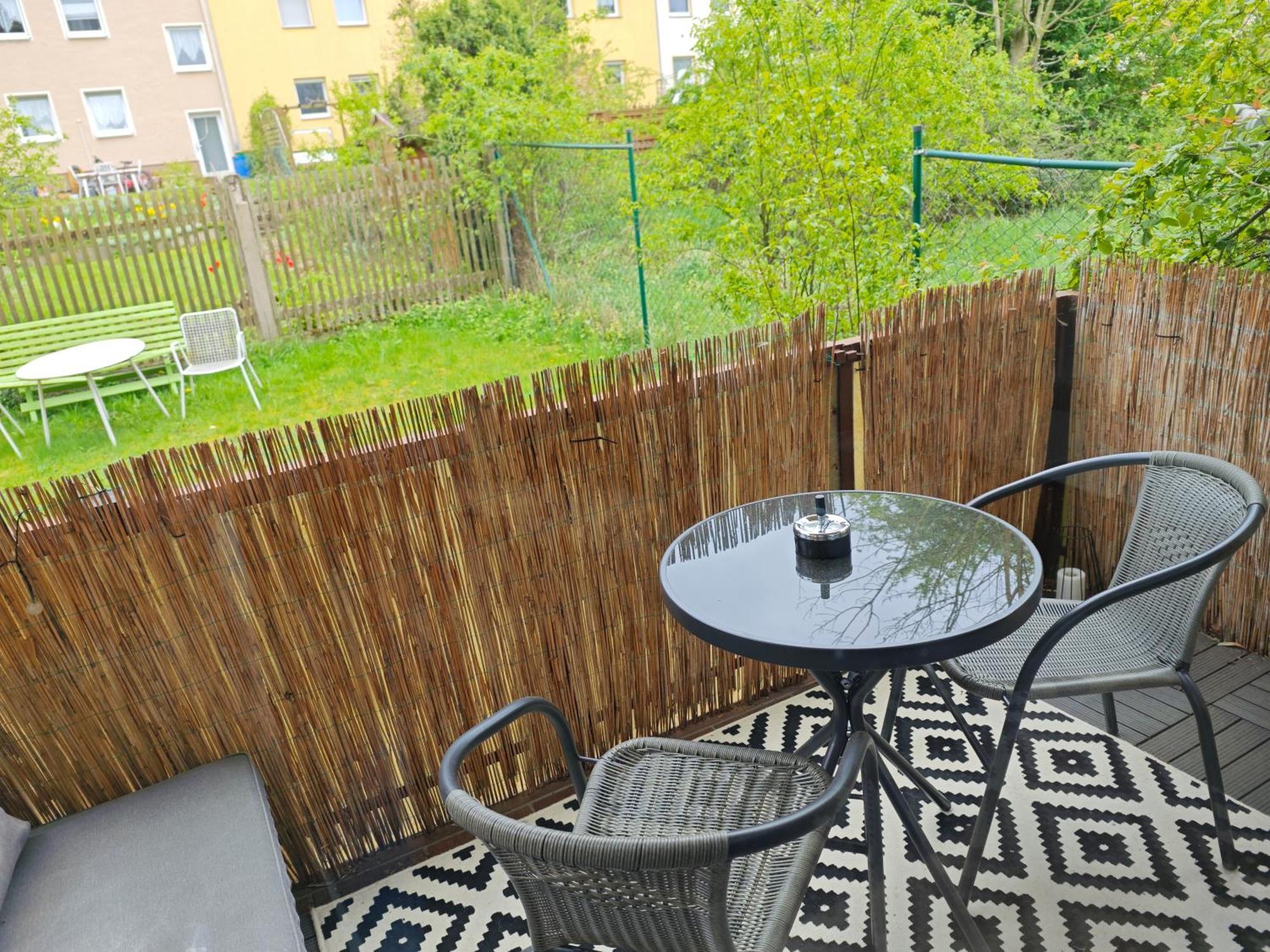 Fh-Naehe: Modernes Apt Mit Balkon Hof  Exterior photo